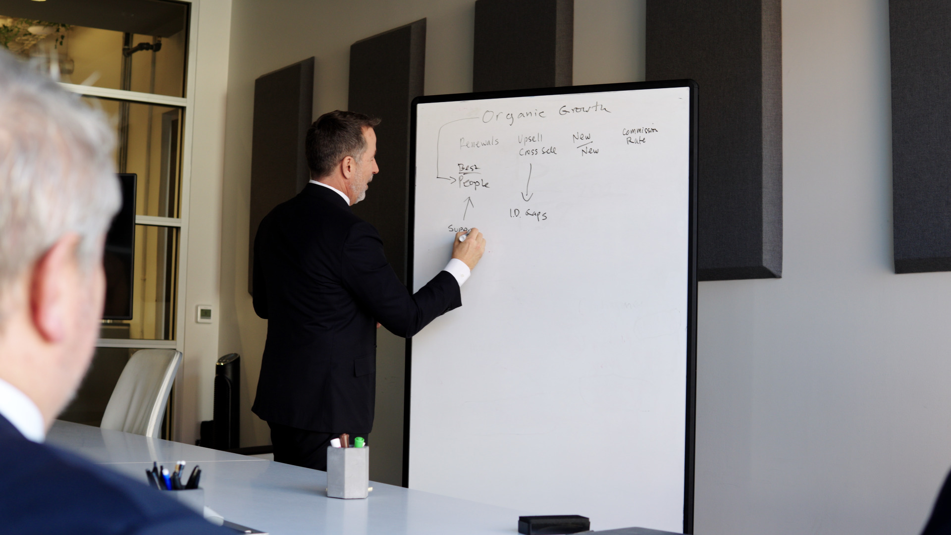 Thumbnail_Boardroom3